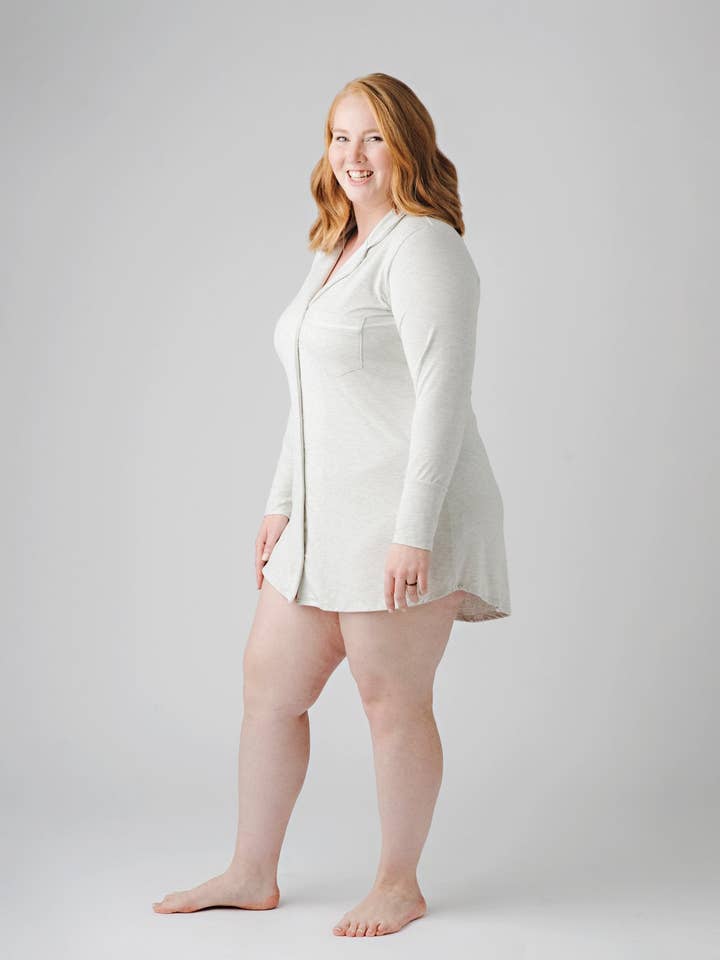 Chemise de nuit : Oatmilk pour la vente par A Girl Named Trenholme