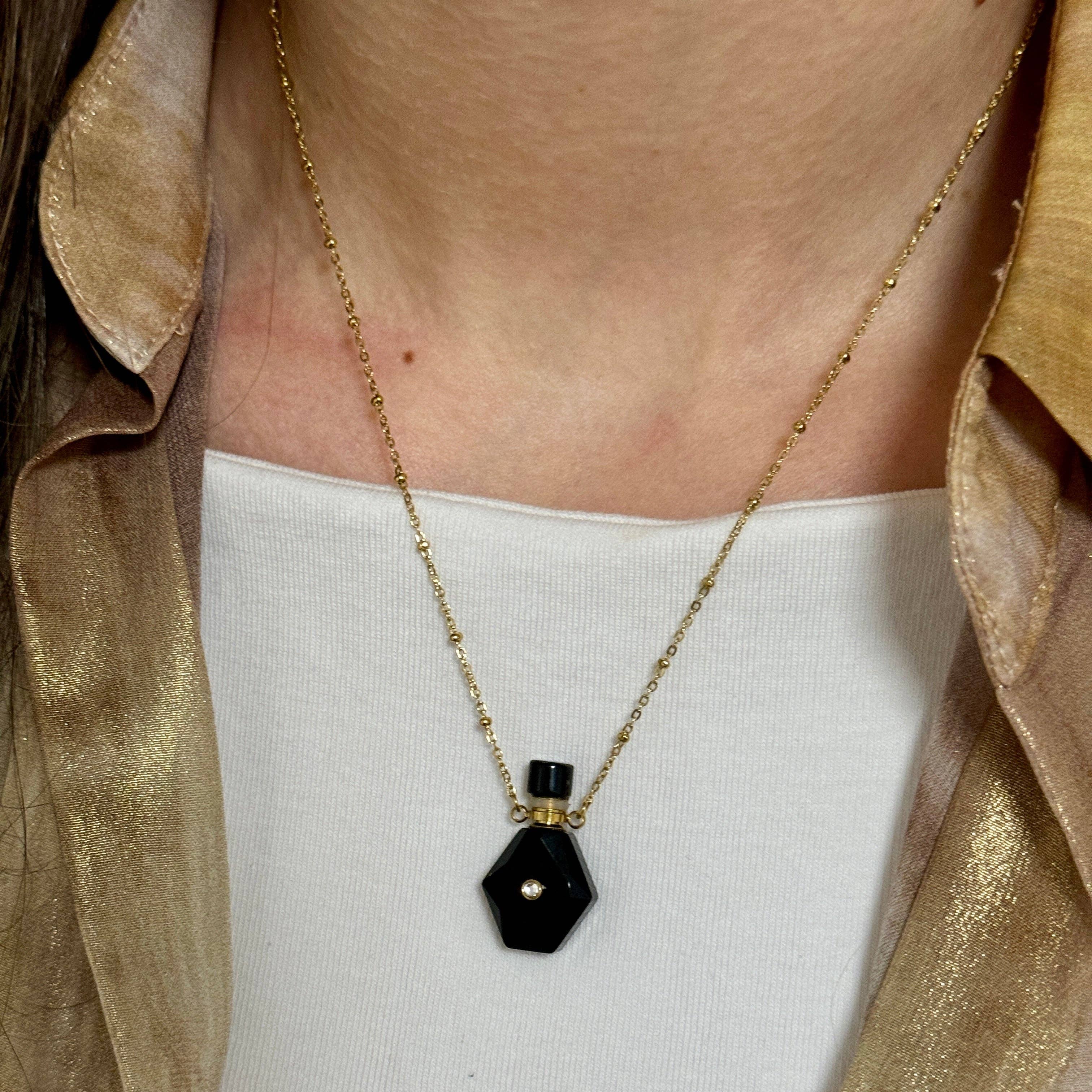 Poudre Bijoux - Wholesale Pendant/Charm Necklace - Katarina Necklace in Natural Stone12