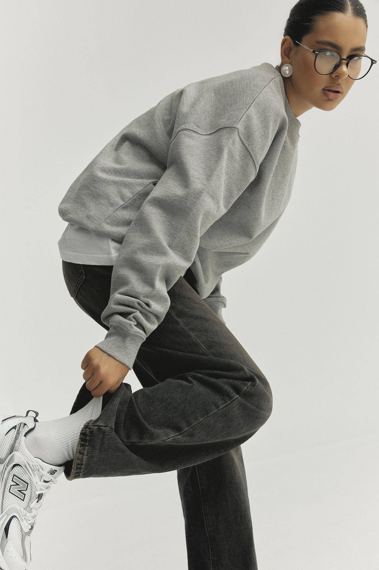 SIAWEAR - Wholesale Sweatshirt - Women's - Sweatshirt Oversize GREY 100% Premium Organic Cotton6