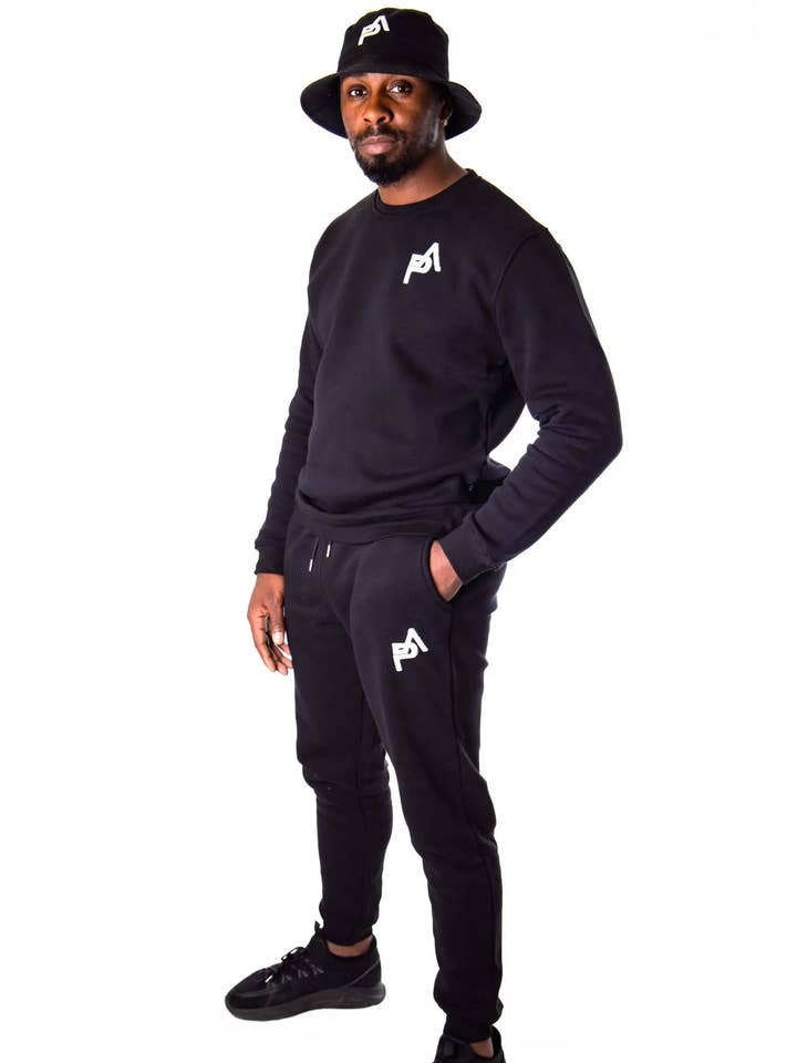 Effen Joggerset Valette Zwart & Wit Unisex voor wholesale door PlainAmstrdm