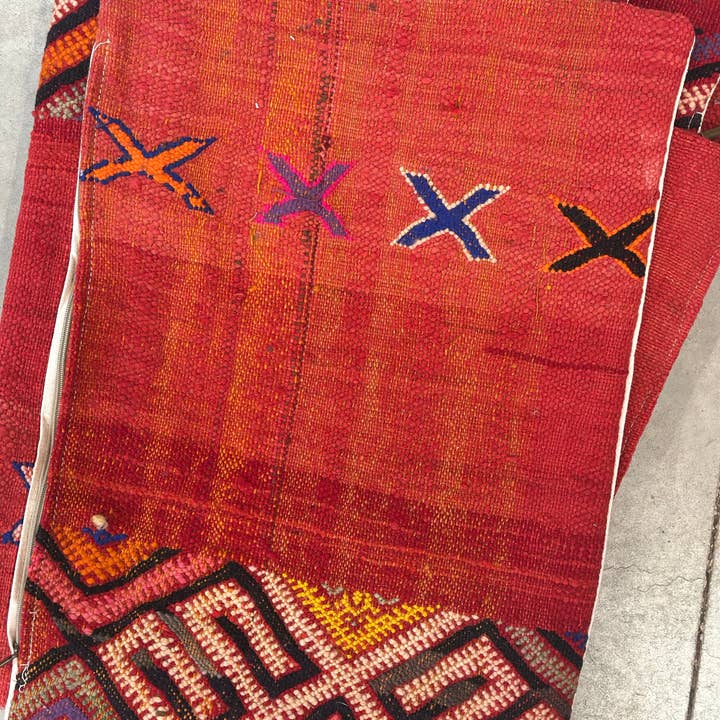 SOUK in the CITY - Wholesale Throw/Decorative Pillow - VINTAGE Upcycled Berber Cushions5
