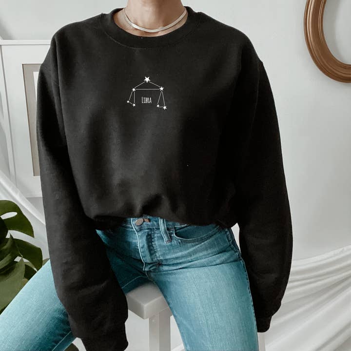 Waage Shirt Libra Geschenk Waage Sweatshirt Waage Zodiac für den Großhandel von Rising Tide Vintage