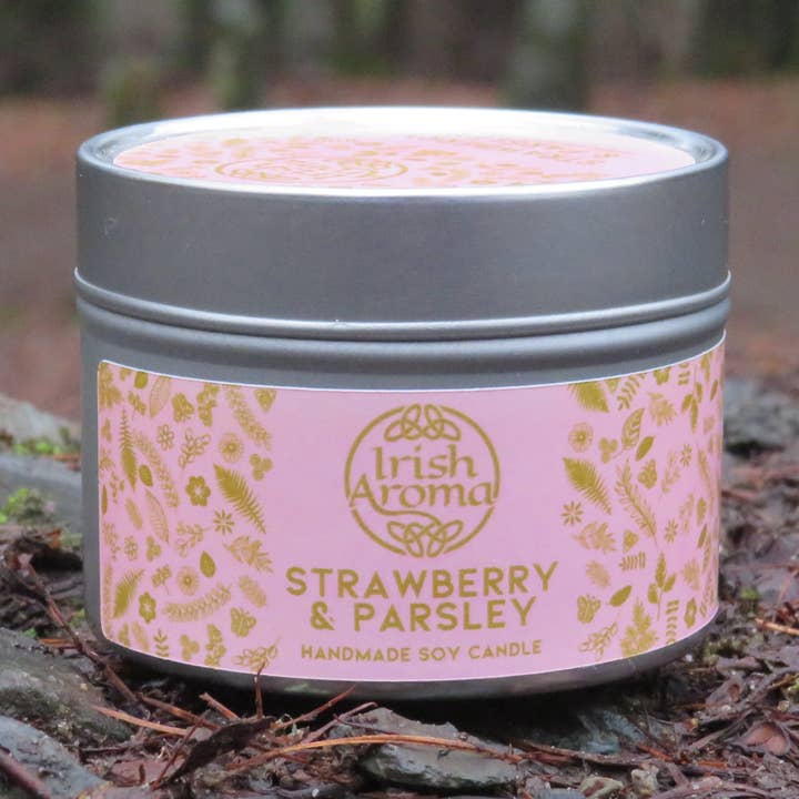 Strawberry & Parsley - Candela di soia fatta a mano per la vendita all'ingrosso da parte di Irish Aroma