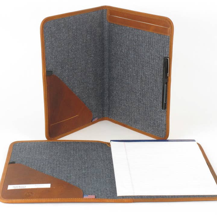 Folio en cuir pour la vente par Queen City Footwear