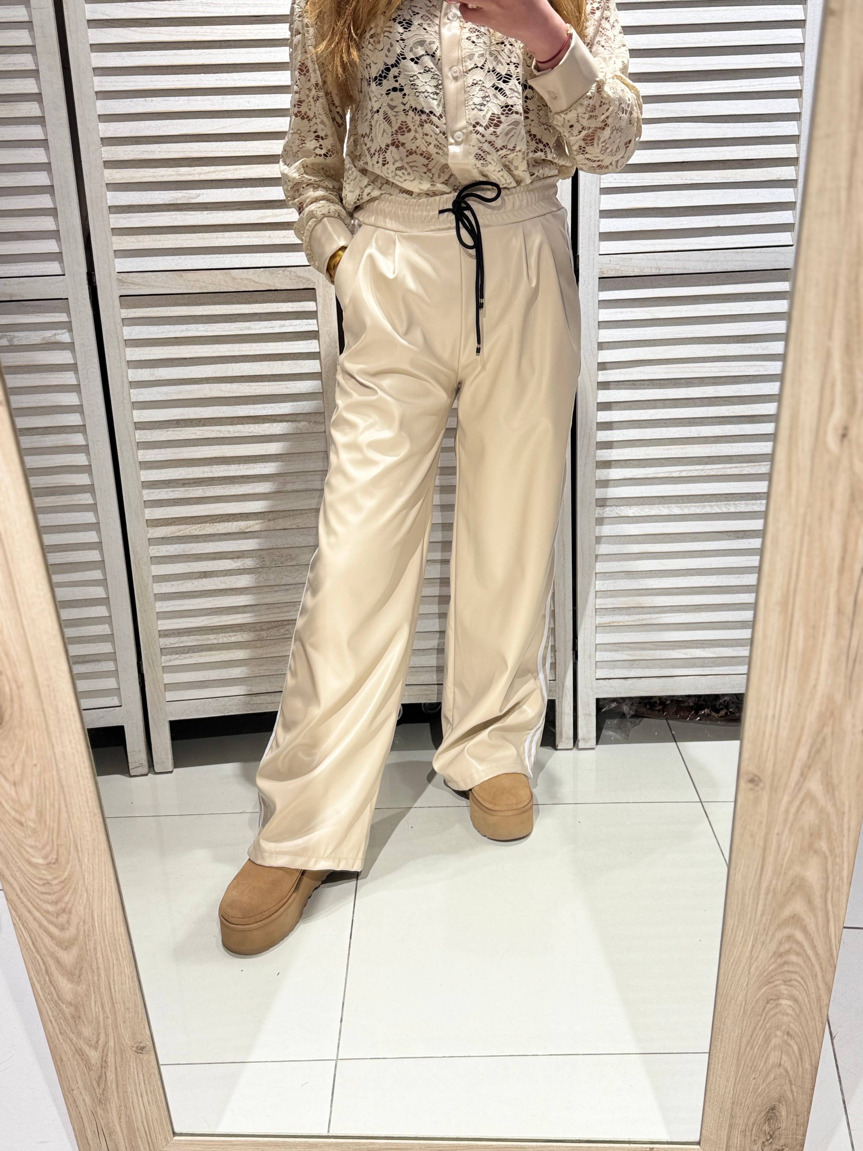 VICTORIA&ISAAC - Wholesale Pants - Women's - Flowy wide-leg pants - P6692ecru