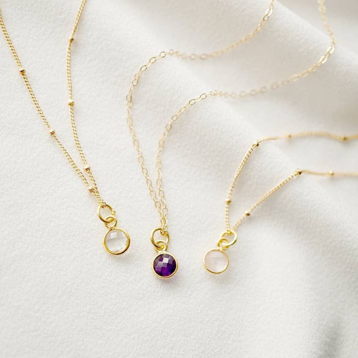 Hunter & Trove - Wholesale Pendant/Charm Necklace - Tiny moonstone Gem on 14K Gold Fill Necklace (Cira)
