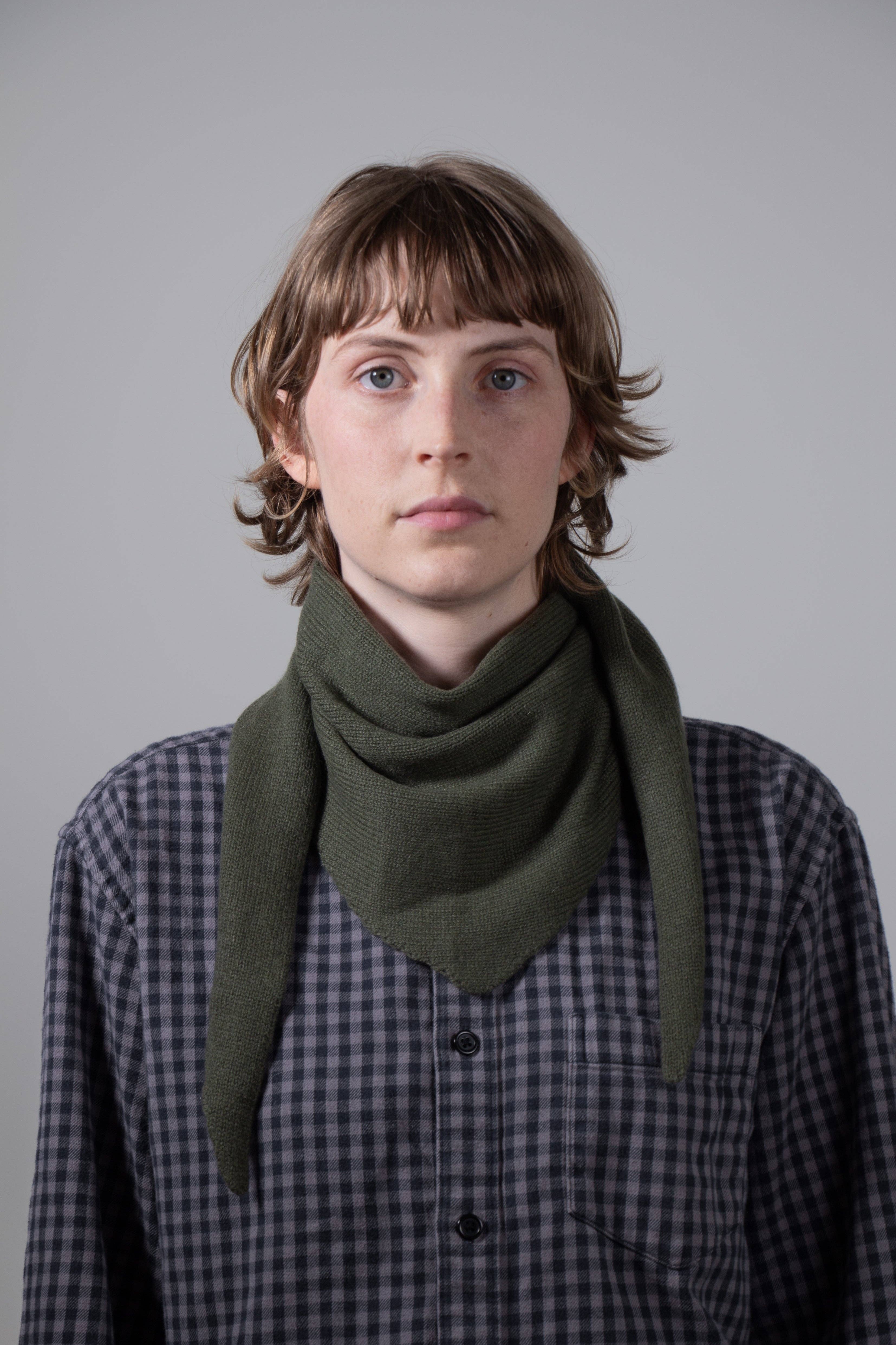 elenomad - Wholesale Scarf - Unisex - TRIANGLE - 100% cashmere bandana scarf5