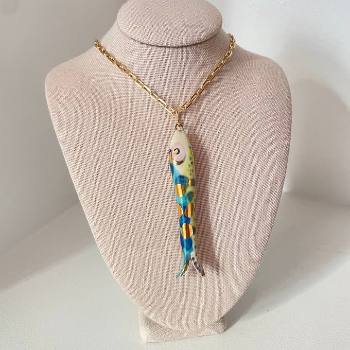 Carola Spitzer - Wholesale Pendant/Charm Necklace - Fish "Catch" Necklace