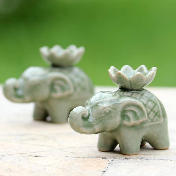Porte-encens en céramique Lotus Elephant Celadon (paire) pour la vente par NOVICA