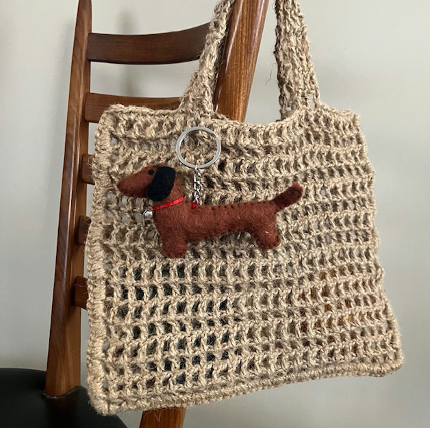 Luna-Leena  - handmade in Nepal - Wholesale Keychain - Women's - Keychain flat dachshund brown - bag charm - felt - handmade1