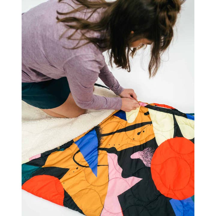 Odyssey Sherpa Blanket for wholesale on Faire3