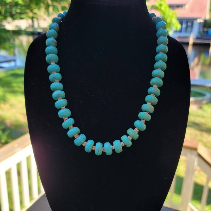 Horse Spirit Studio - Wholesale Beaded/Pearl Necklace - Native Navajo made Turquoise, Spiny Oyster shell Necklace