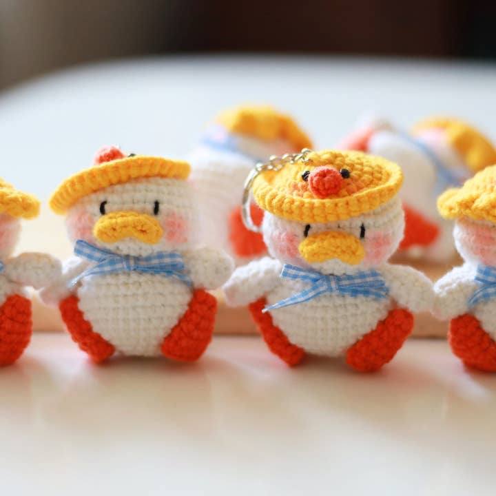 Llavero de Pato de Ganchillo para venta al por mayor de Finer Embroidery