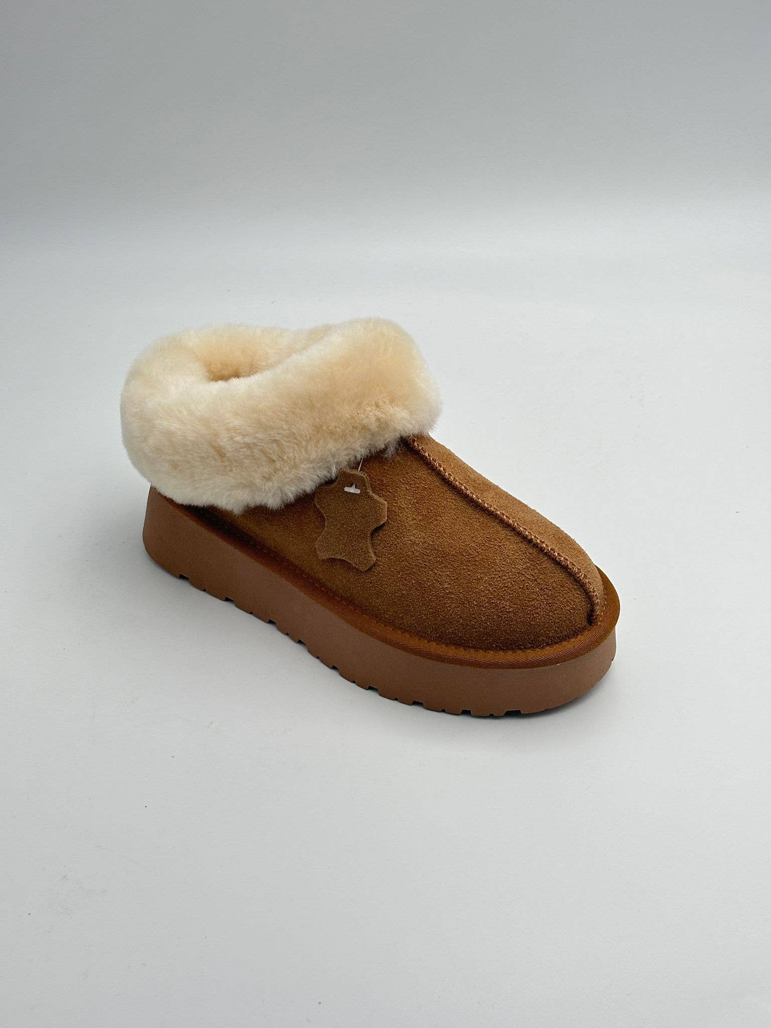 Stephan Paris – wholesale Sock slippers – Women's – Leather and fur slippers with thick sole W58181