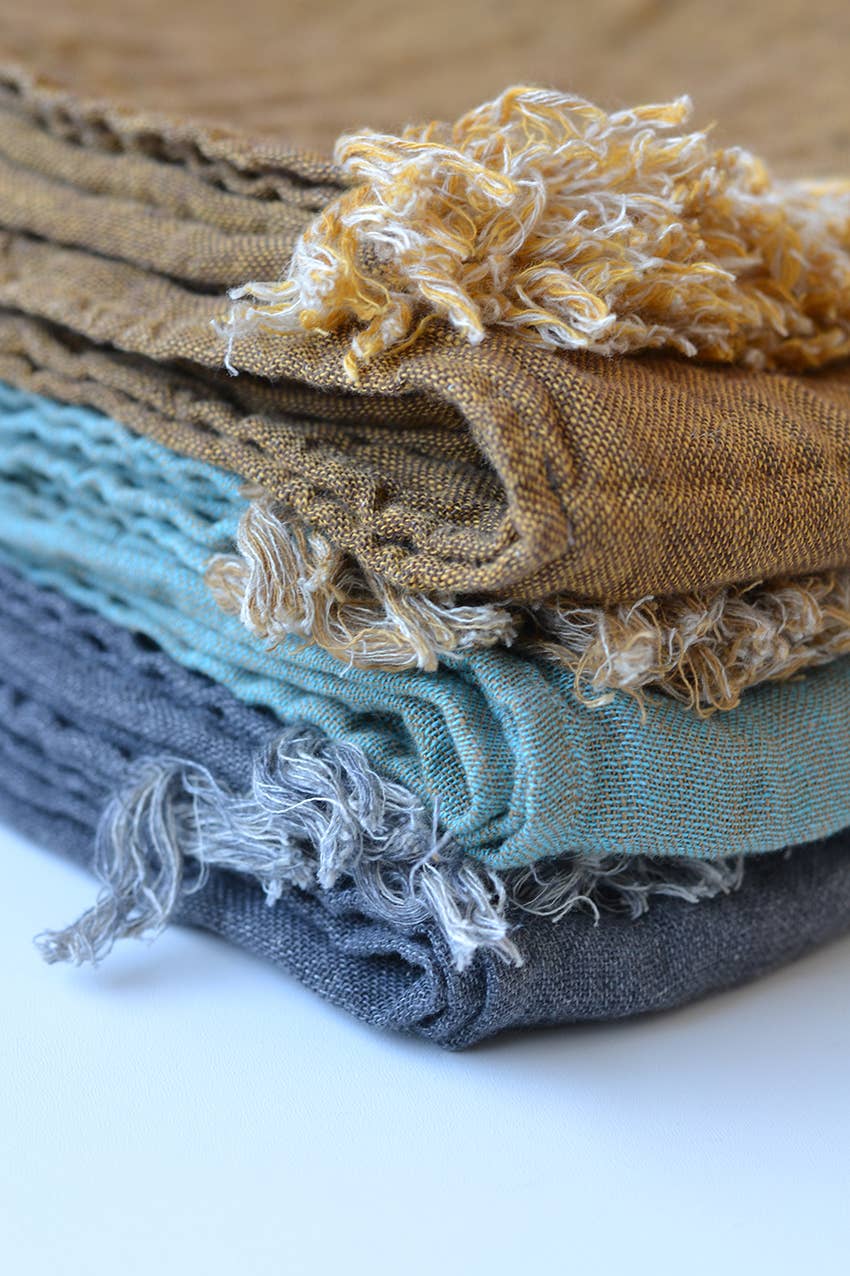 Linen Way Inc. - Wholesale Throw Blanket - Salina Double-sided Linen Throw5