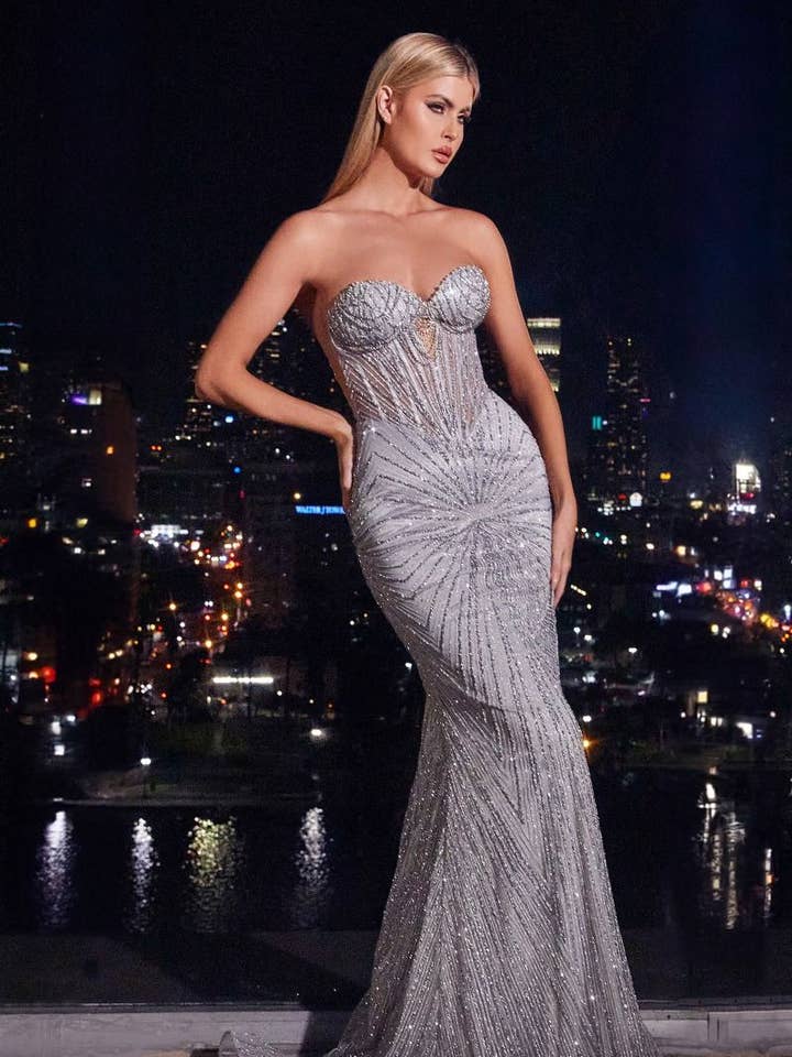 Robe sans bretelles ornée d'argent pour la vente par Tux-USA®