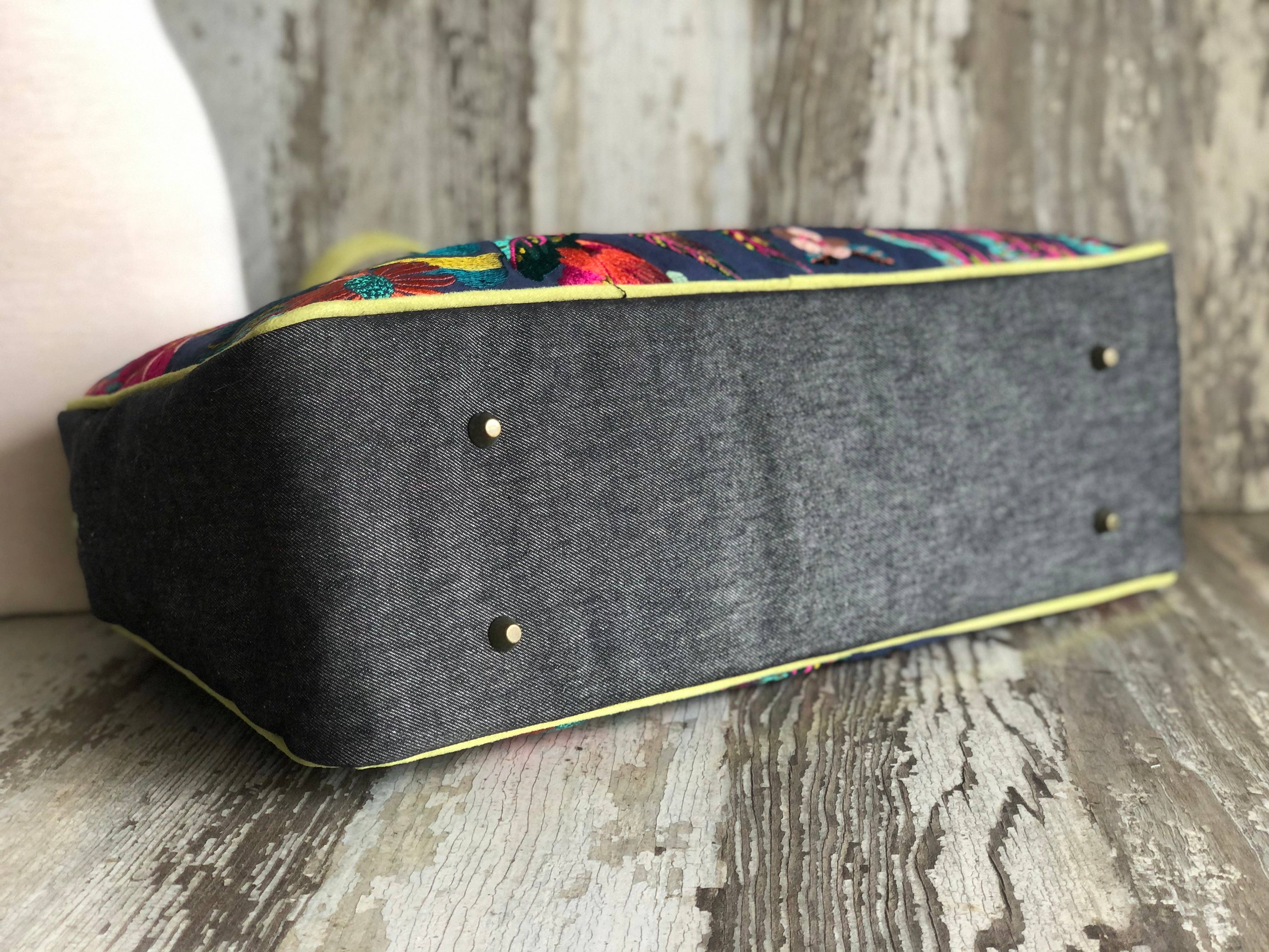 Atenti - Wholesale Weekender Bag - Women's - Flora Overnighter, Embroidery| Atenti USA Handmade Weekender, Floral Travel Bag3