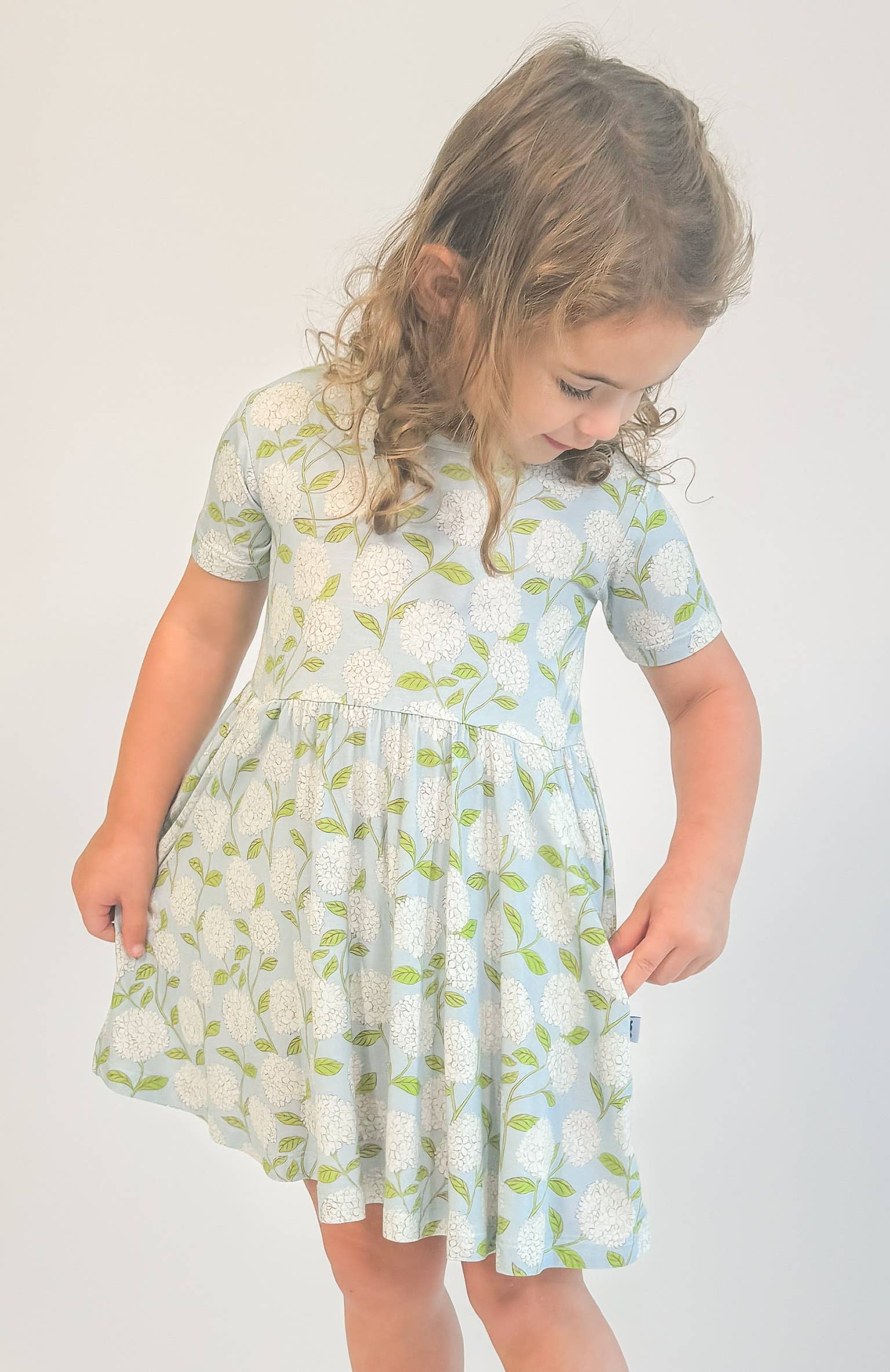 Goosies - Wholesale Dress - Kids - Hydrangeas - Short Sleeve Pocket Dress1