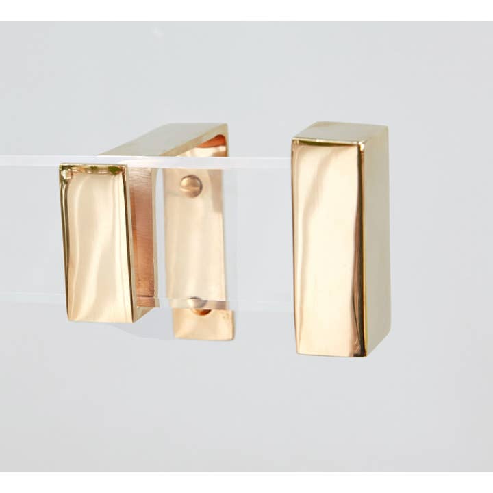 LuxHoldups - Wholesale Curtain Rod - Lucite End Cap for Rectangular Rod Curtain Finials