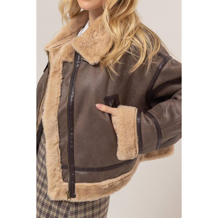HYFVE - Wholesale Jacket - Women's - HF25A844-Fur Contrast Suede Jacket