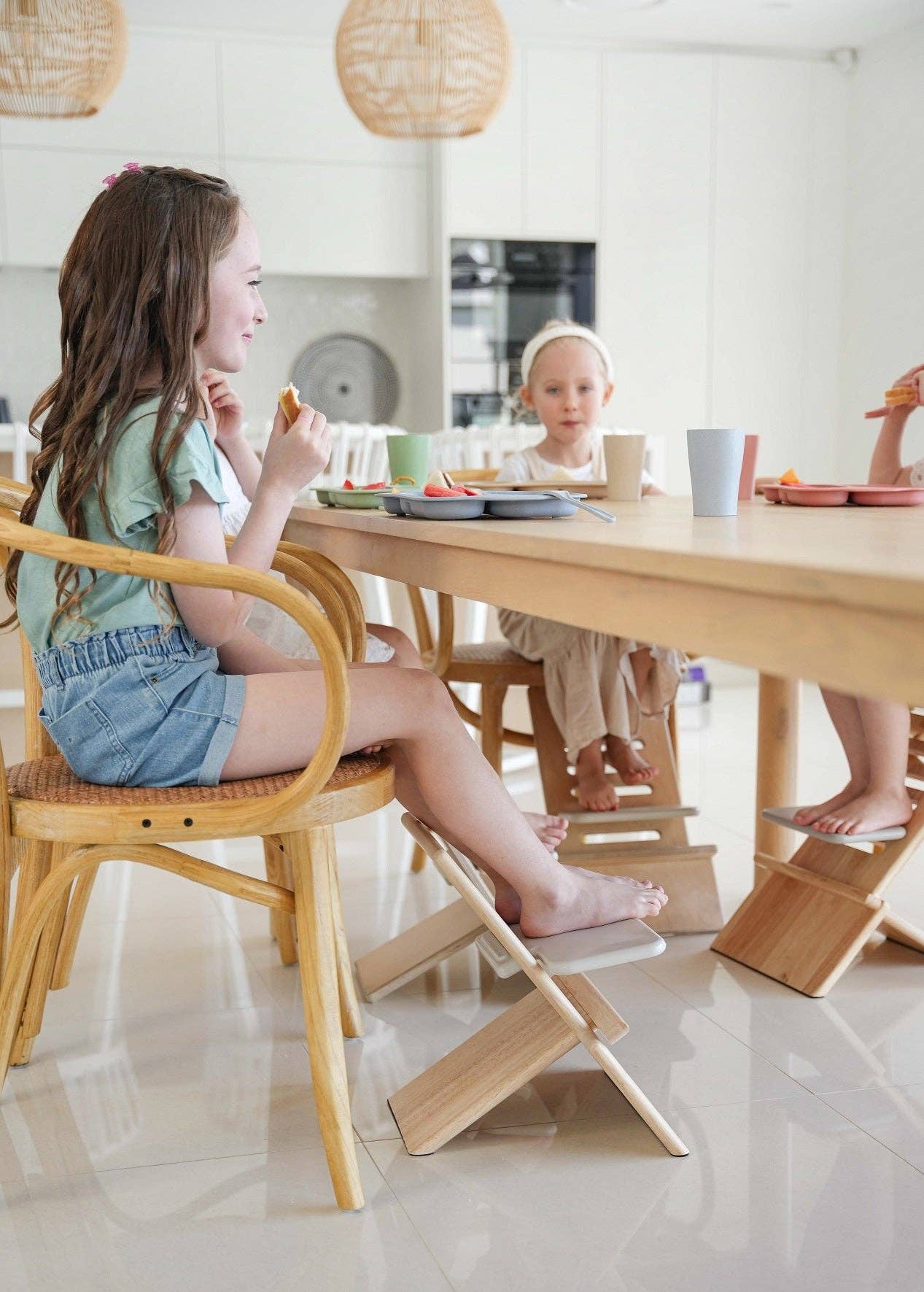 Nibble and Rest – wholesale Chair – Child – Footsi Grow™ - Adjustable Children's Footrest - Available NOW4