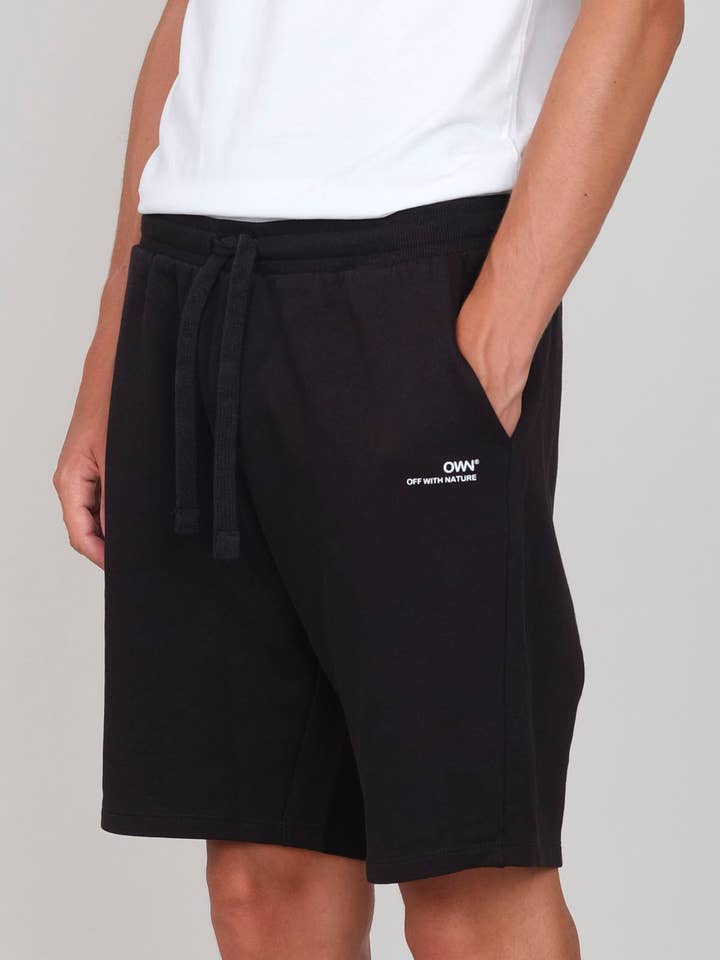 Shorts pour la vente par OWN OFF WITH NATURE