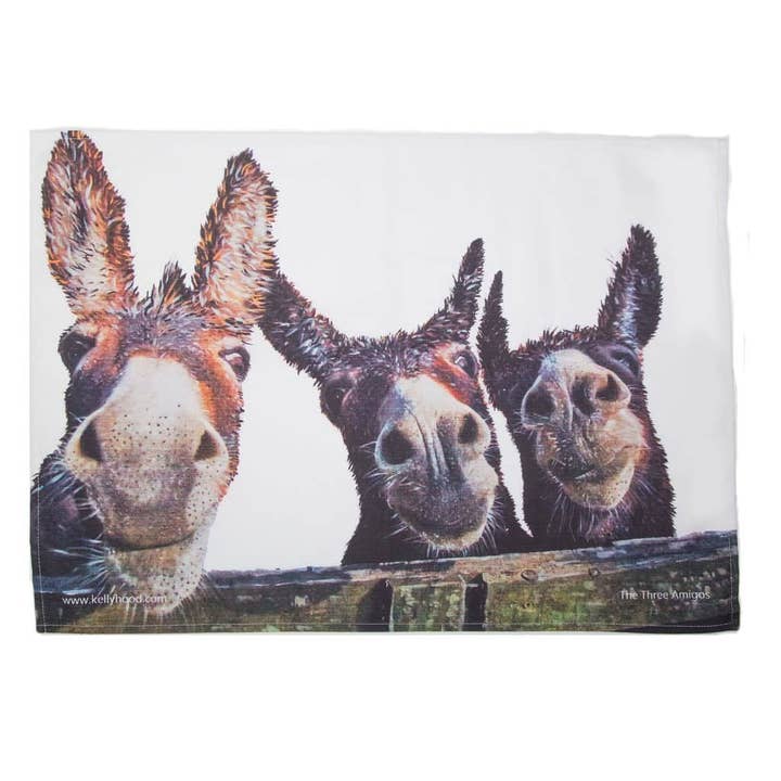 The Three Amigos - Paño de cocina para venta al por mayor de Kelly Hood Art & Design Studio