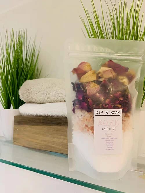 Relax bath soak for wholesale by Dip & Soak
