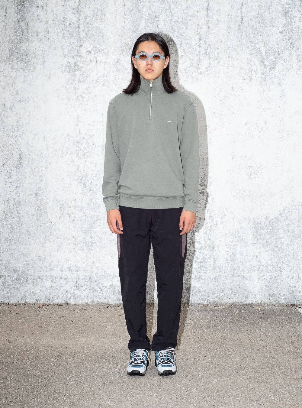 wetheknot - Wholesale Sweatshirt - Unisex - Half-zip sweatshirt (grey) — Organic cotton1