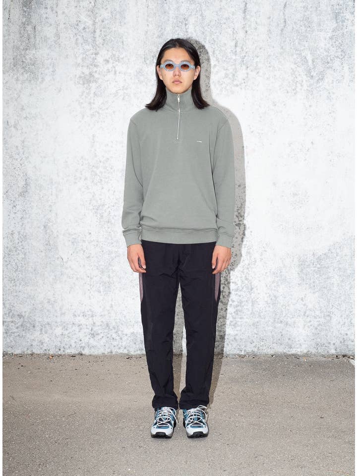 wetheknot - Wholesale Sweatshirt - Unisex - Half-zip sweatshirt (grey) — Organic cotton1