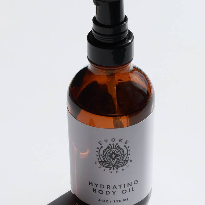 ÅTERFUKTANDE KROPPSOLJA med Lavendel+ Vetiver+ Sandelträ för wholesale av Evoke Naturals