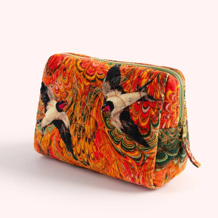 Powder Design inc - US - Wholesale Makeup/Cosmetic Bag - Quilted Washbag - Marbled Swallow