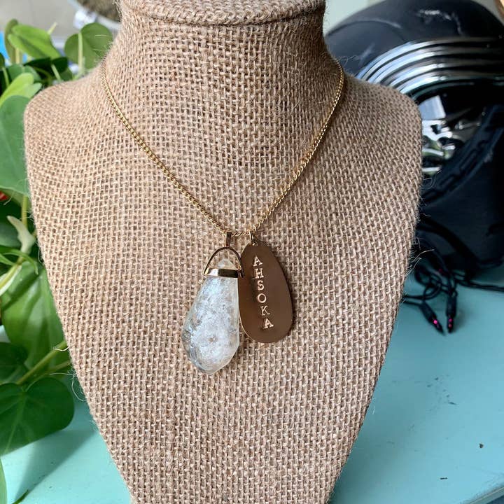 BlueButterflyBazaar - Wholesale Pendant/Charm Necklace - Ahsoka Tano’s Kyber Crystal Small Pendant Necklace White crystal Star Wars Gift4