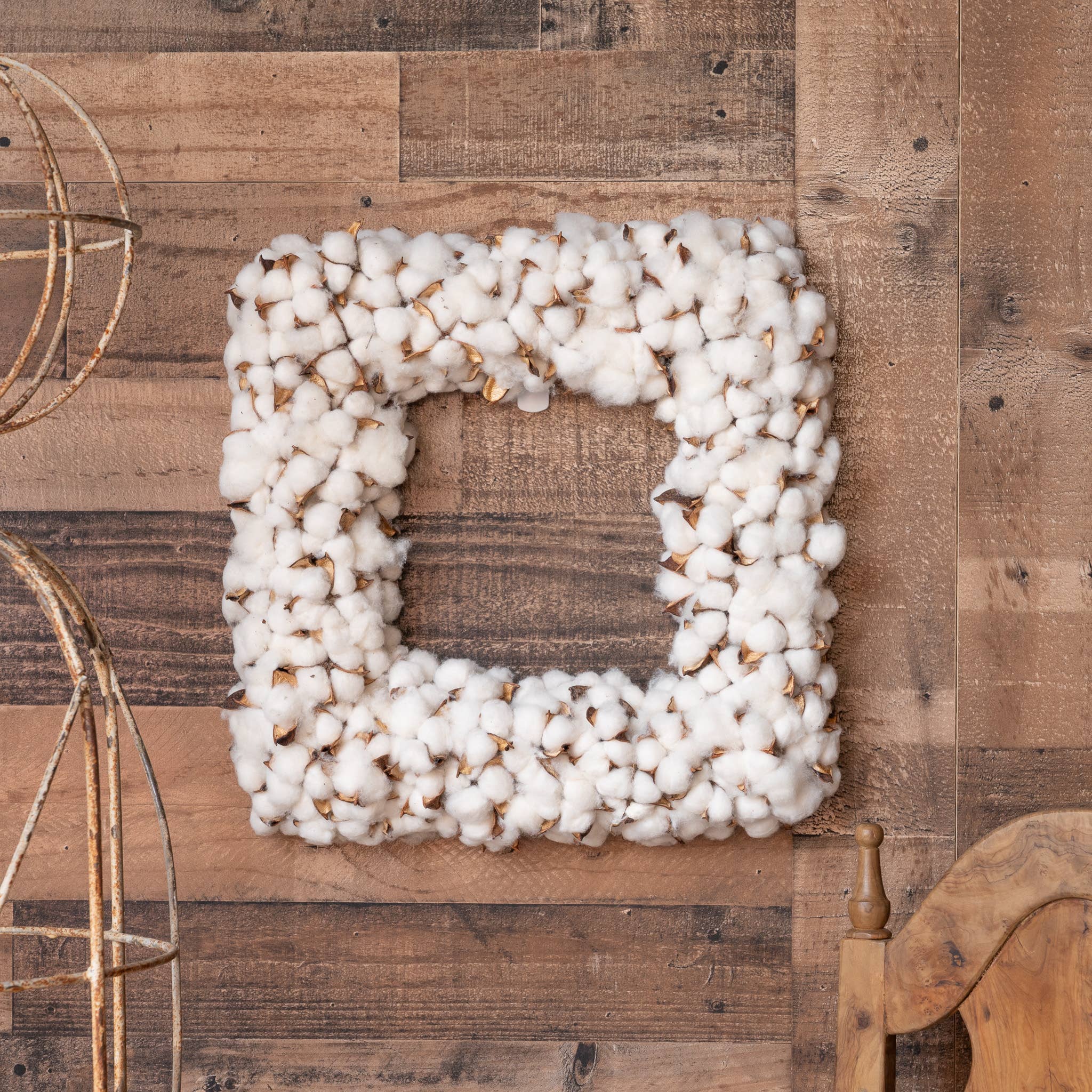 Mills Floral Company - Wholesale Wreath - Faux Cotton Square Wreath - 19 Inch1