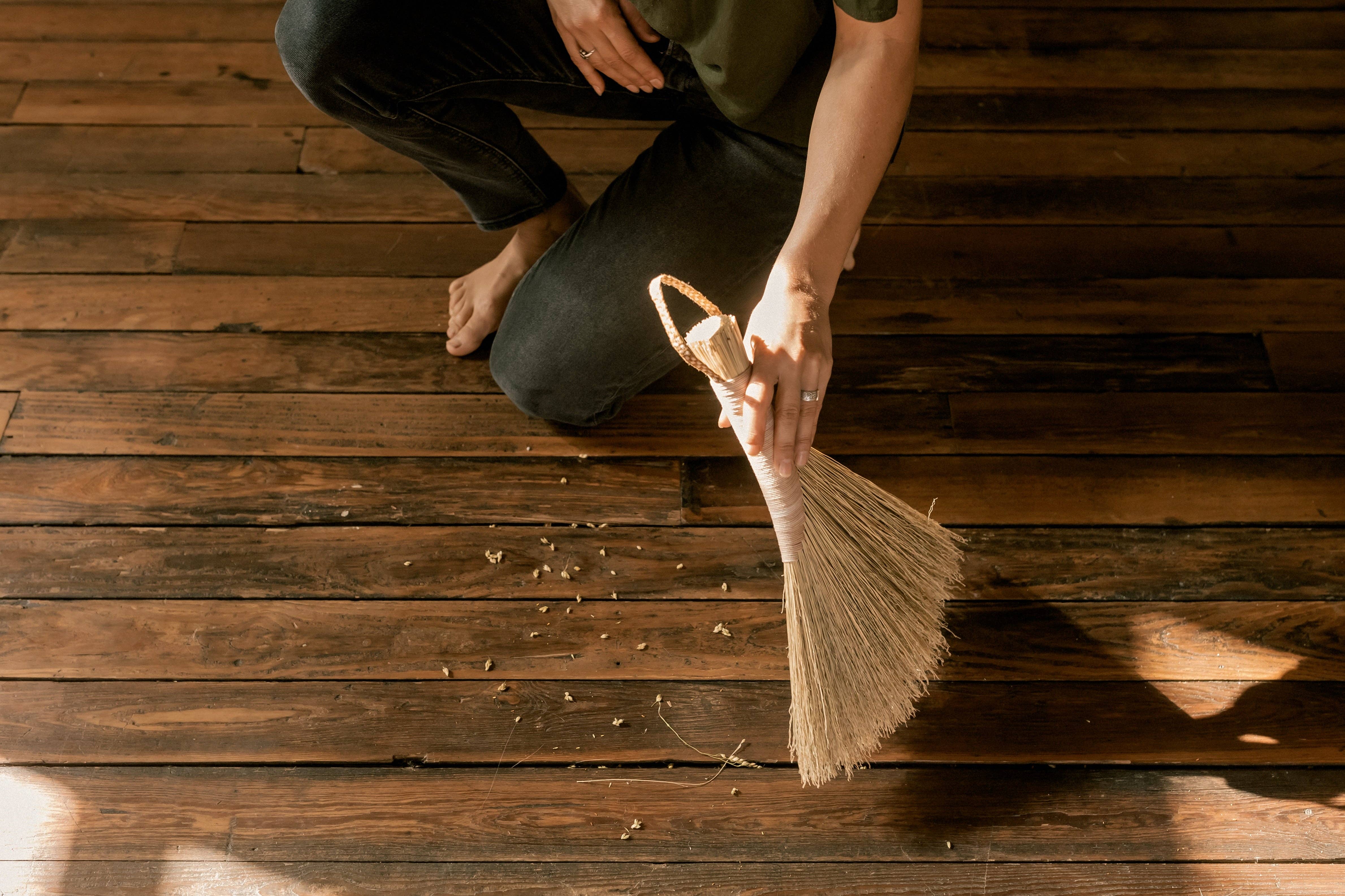 Sunhouse Craft – Großhandel Besen – Truthahnflügel-Handfeger Großhandel