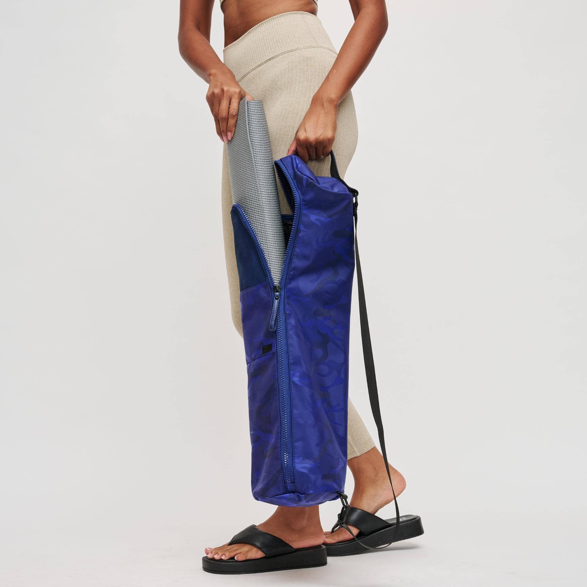 Sol and Selene - Wholesale Yoga-tas - Karma yogamat draagtasje met camo-print4