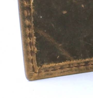 Leather Impressions Inc - Vendita all'ingrosso Portafogli - Uomo - Portafoglio a tre ante in pelle RFID Hunter con finestra identificativa centrale3