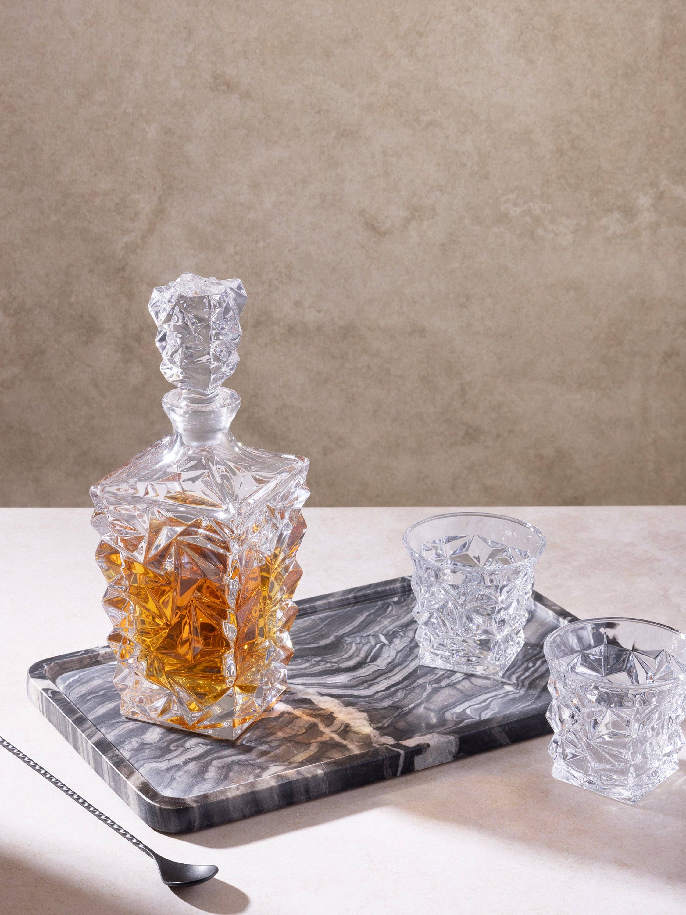 GAURI KOHLI - Wholesale Decorative Tray - Frontier Black Onyx Marble Tray – 15″×9″2