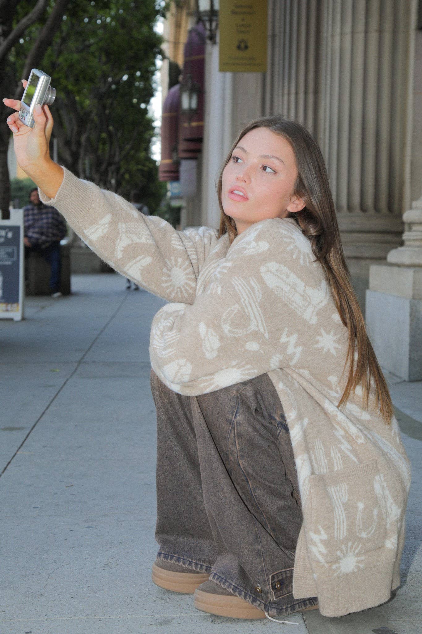 VERY J - Wholesale Cardigan - Dames - 12W3393N-Oversized Western Graphic Gebreide Trui Vest21