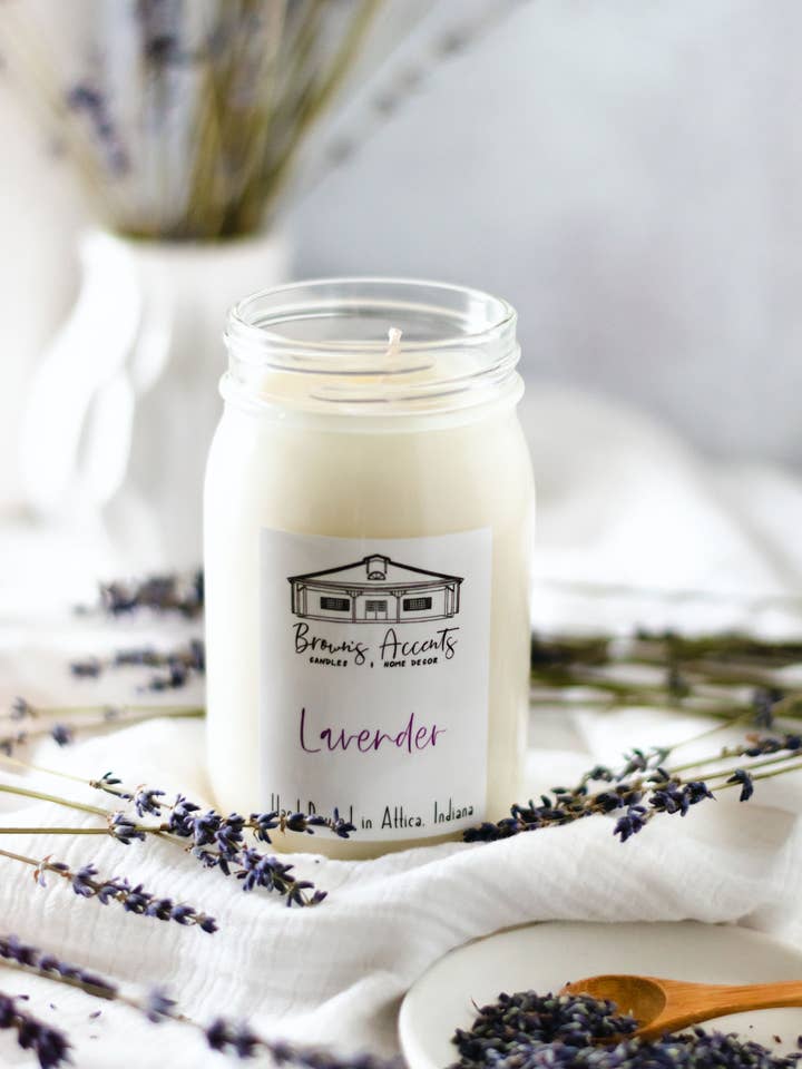 Lavanda per la vendita all'ingrosso da parte di Brown’s Accents