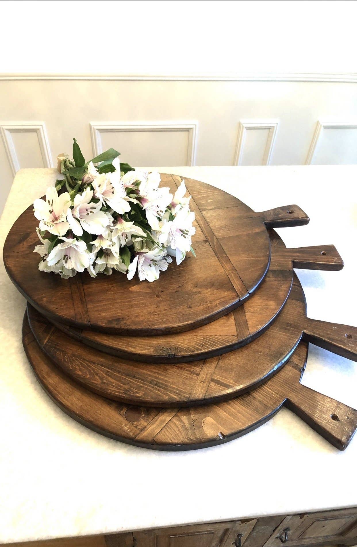 Bloom & Co. - Wholesale Cheese Board - Large Round Rustic Reclaimed Pine Bread Board2