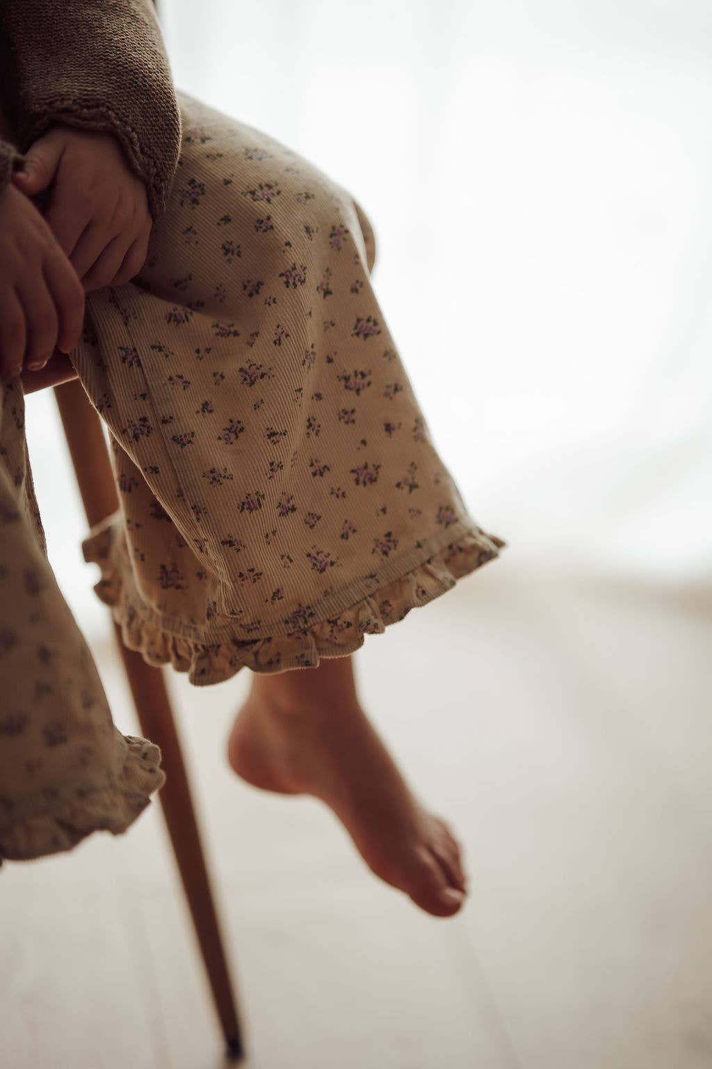 Annie & Charles - Venta al por mayor Pantalones - Niños - Pantalones acampanados de pana de algodón LILLY de Annie & Charles®6