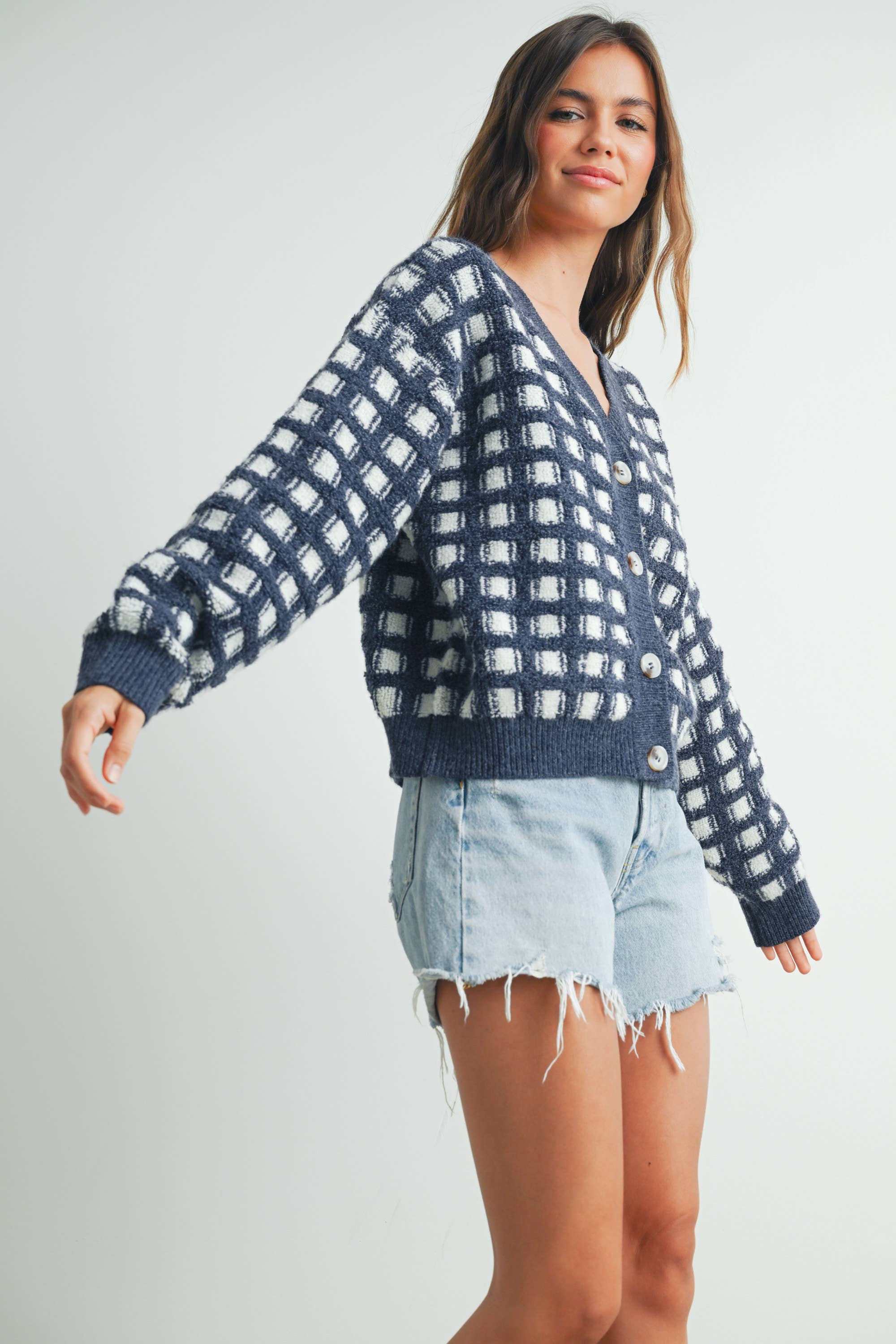 BUTTERMELON – Engroshandel Cardigan - Dame – Cropped V-hals Cardigan - BMC751946