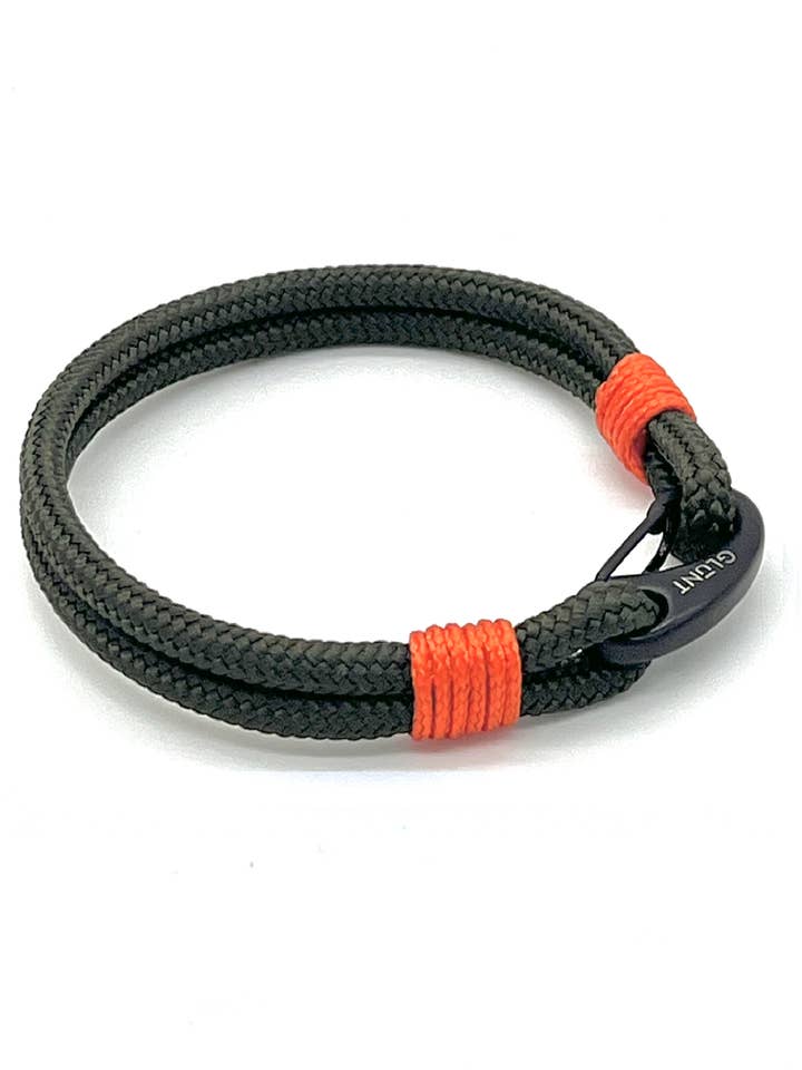 Bracelet cabuyeria nautique artisanal kaki olive et orange brûlé pour la vente par GLUNT