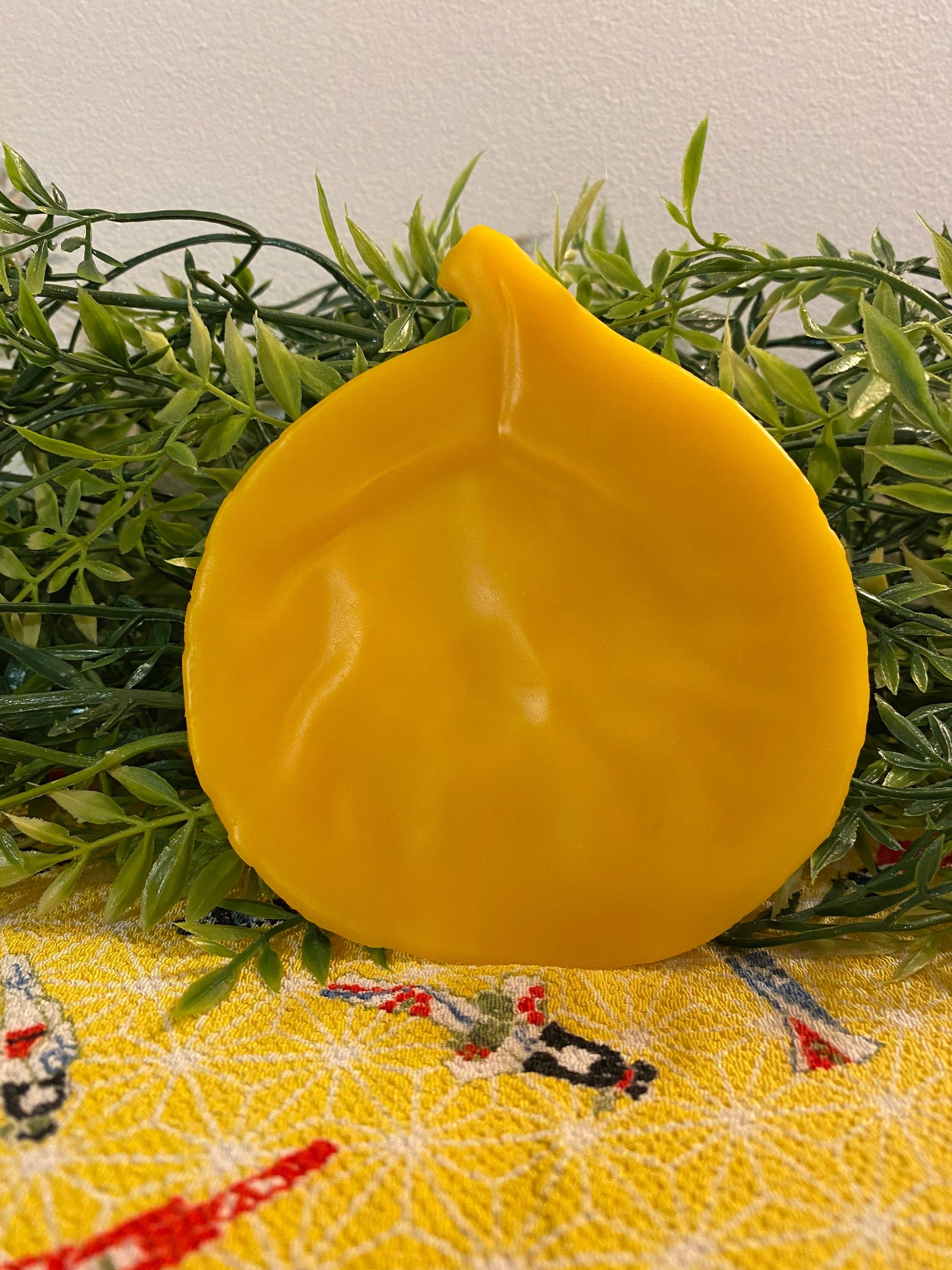 Low Country Beeswax - Wholesale Decorative Tabletop Object - Beeswax Jack O’ Lantern Pumpkin3