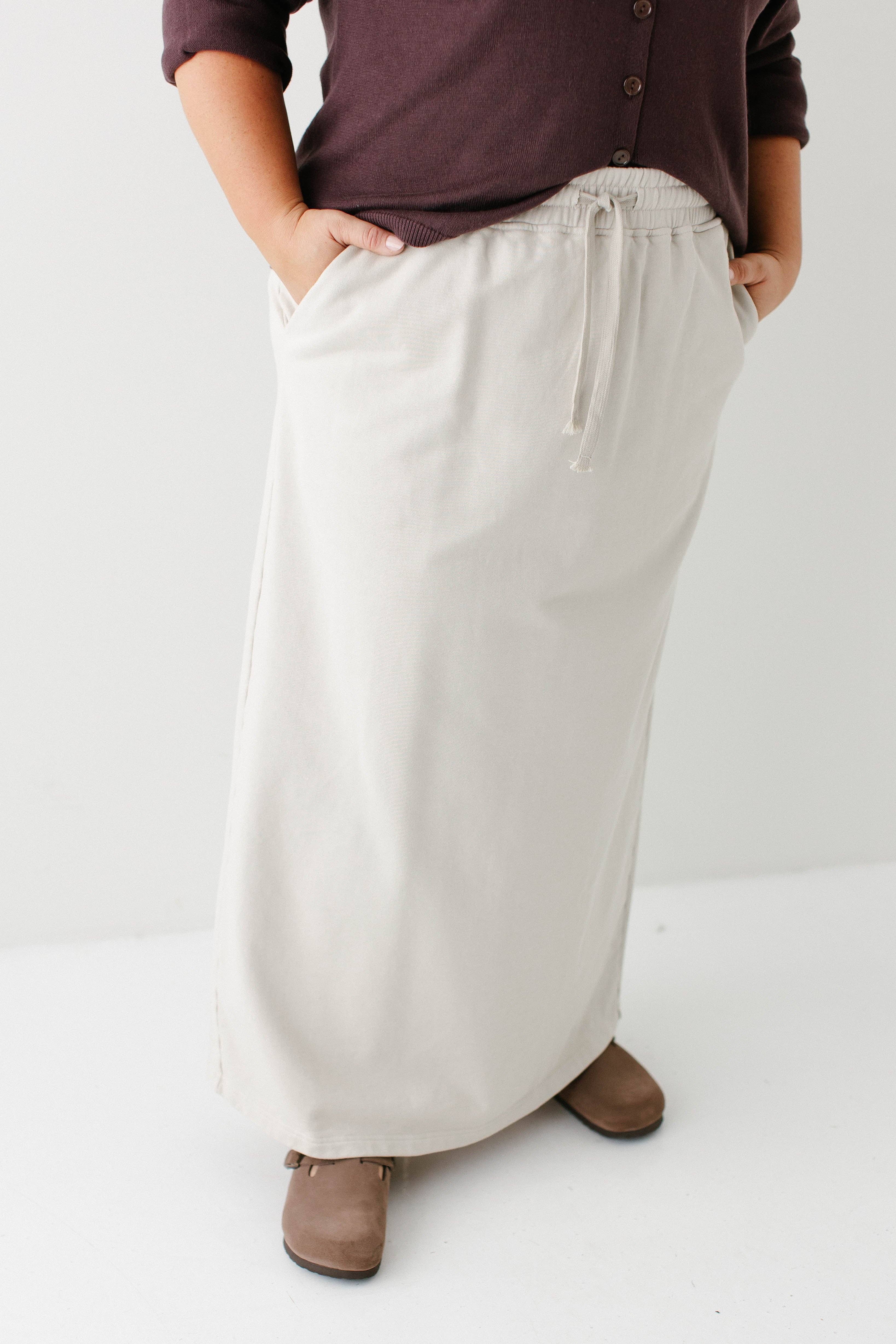 Bege claro Saia Sweatshirt 'Megan' Maxi para venda a revendedores na Faire4