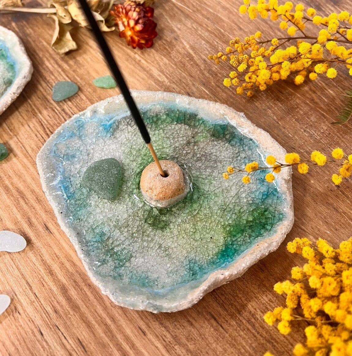 veronicaruizceramica – Engroshandel Røgelsesholder – Turkis røgelsesbrænder med genbrugt strandglas4