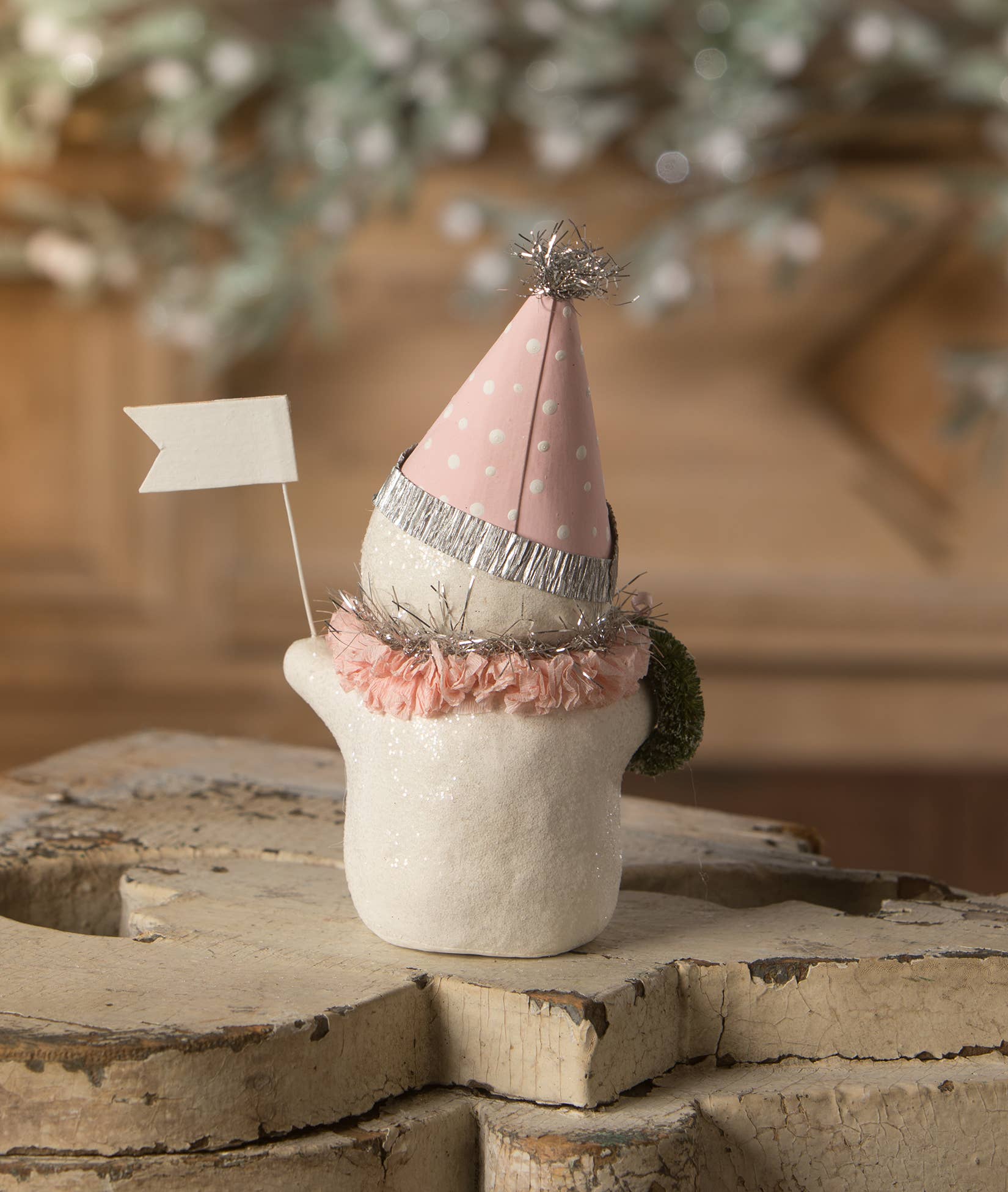 Bethany Lowe Designs - Wholesale Decorative Figurine - Snow Much Love Snowgirl1