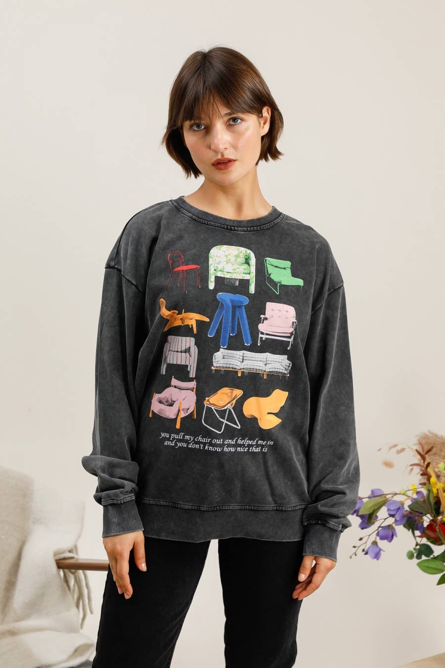 Attrait Paris - Wholesale Graphic Sweatshirt - Women's - Crew neck sweatshirt, faded effect design pattern