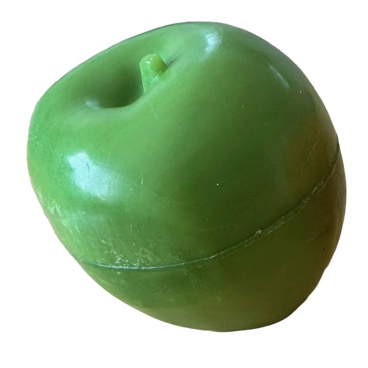 Soap in the shape and scent of real APPLE 110g for wholesale by Au Savon de Marseille